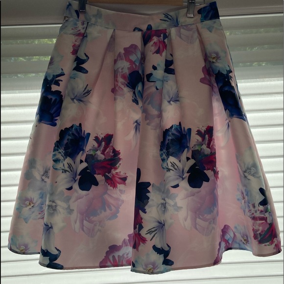 Chelsea floral print taffe midi skirt - Picture 4 of 5